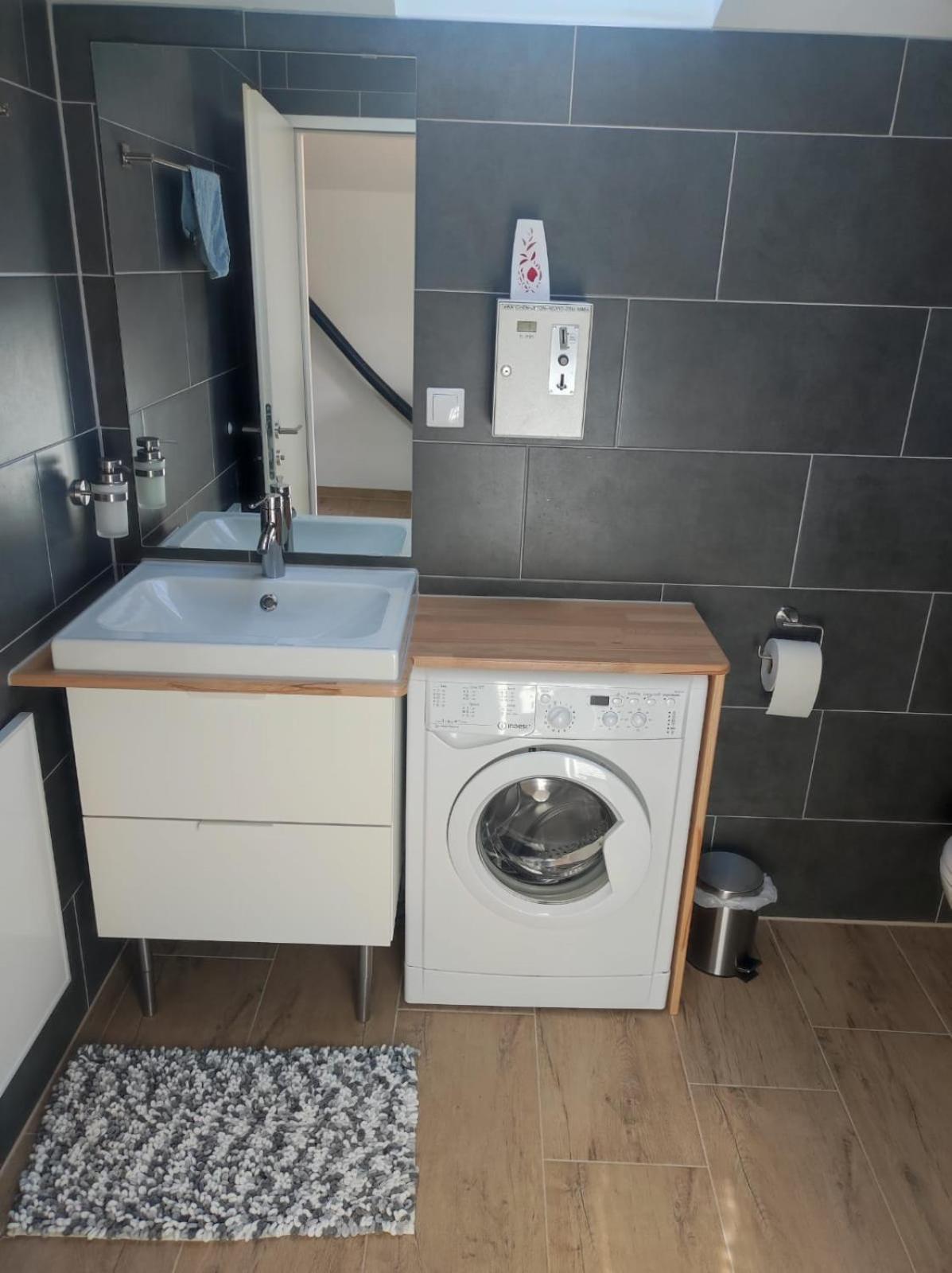 Ferienwohnung Dani Kottmannsdorf Εξωτερικό φωτογραφία