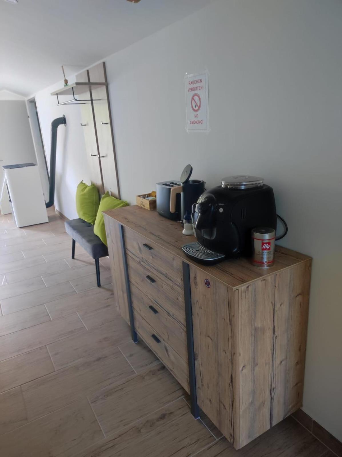 Ferienwohnung Dani Kottmannsdorf Εξωτερικό φωτογραφία